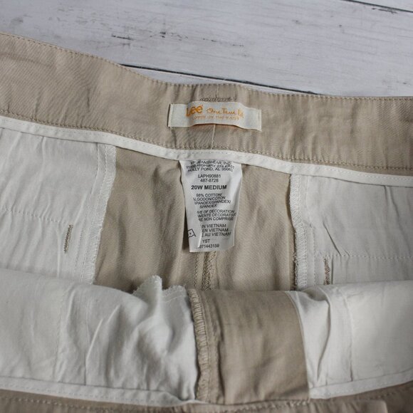Lee Vintage Women's Belted Shorts Plus Size 20W Tan - Picture 6 of 8